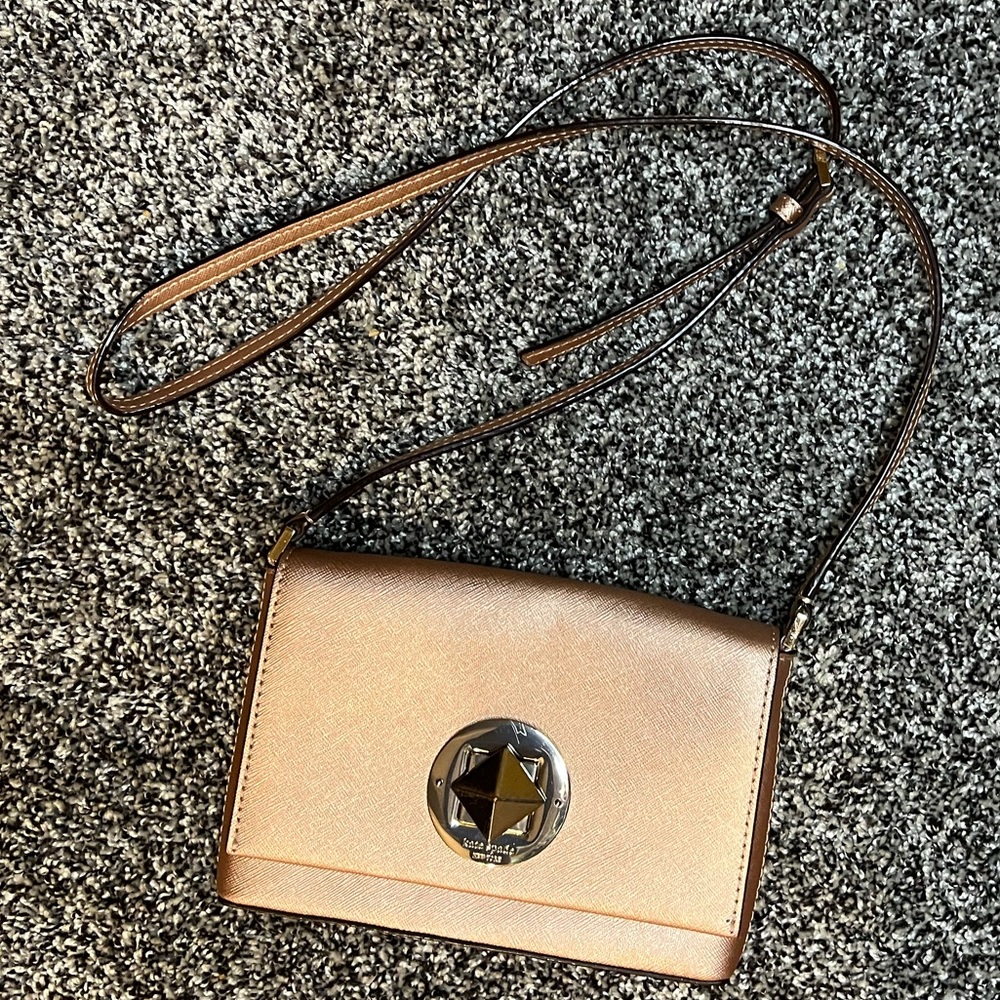 ♠️Kate Spade♠️ rose gold bag